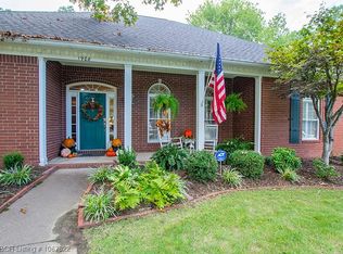 1908 Massard Rd, Fort Smith, AR 72903