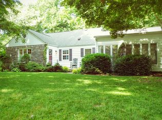 2 Warwick Rd, Mountain Lakes, NJ 07046