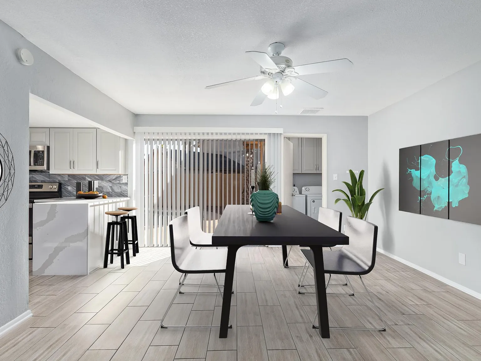 3 bed, 1382 sqft, $2,500 — Photo 4