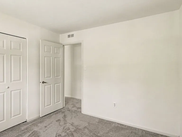 902 Dogwood Ct — Photo 13