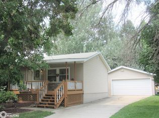 137 Westhaven Dr, Forest City, IA 50436