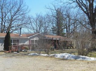 99 Hickory Pl, Columbiaville, MI 48421