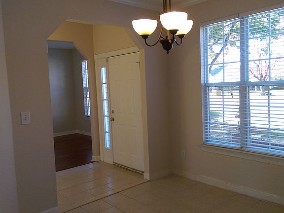 3rd image of 410 S Monterey Dr