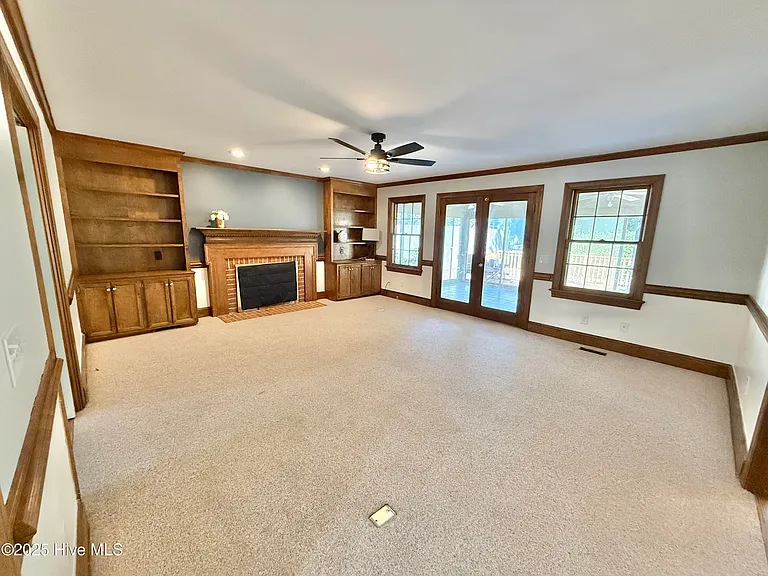 703 Daventry Dr — Photo 28
