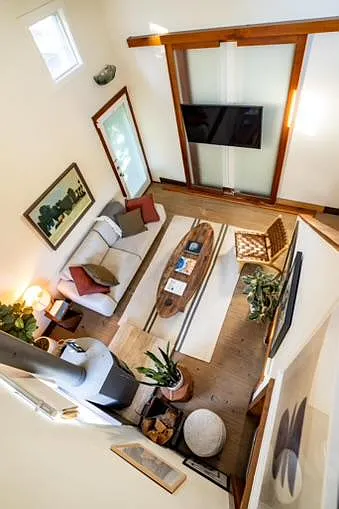 560 Westminster Ave #3 — Photo 3