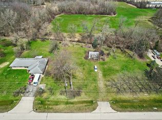 N56W14982 Silver Spring Dr, Menomonee Falls, WI 53051