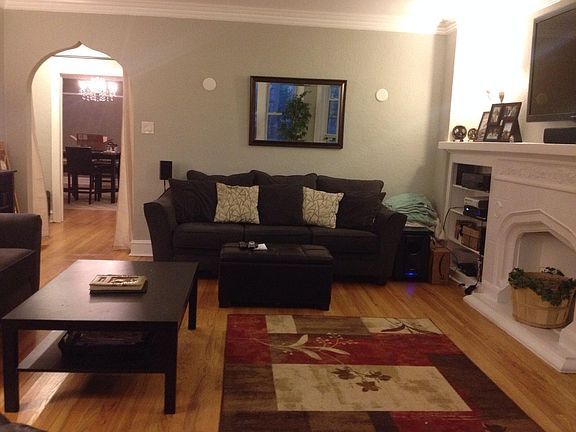4th image of 5516 N Artesian Ave APT 1