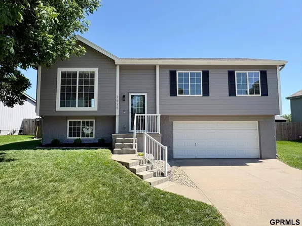 7625 Fillmore St, Omaha, NE 68122