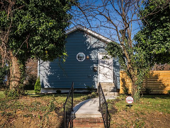 3rd image of 639 E Burnett Ave
