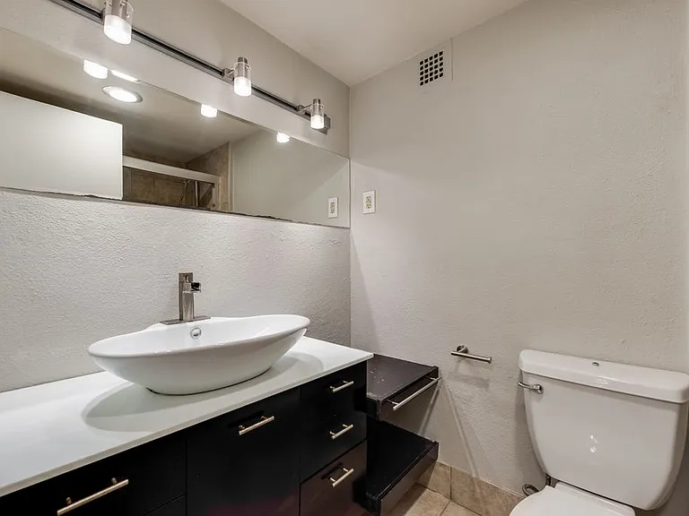 3883 Turtle Creek Blvd #1408 — Photo 17
