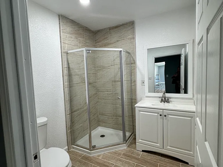 126 S Maimone Ave — Photo 9