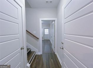 2009 Ocean Dr NW, Atlanta, GA 30318
