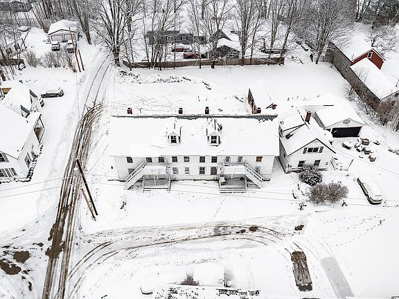 5th image of 32 Center Street