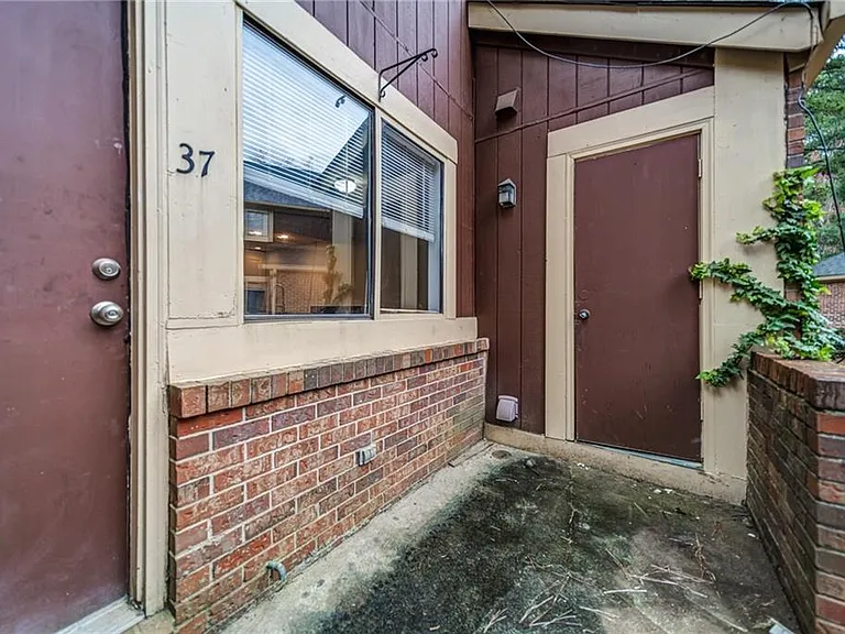 37 Country Place Ct — Photo 20