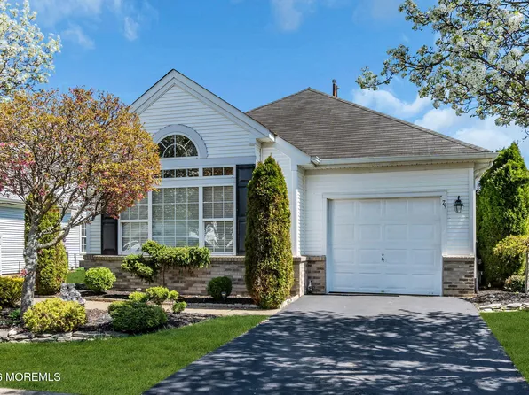 79 Halsted Drive, Manchester, NJ 08759