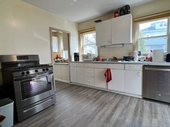 2 High St #1, Somerville, MA 02144