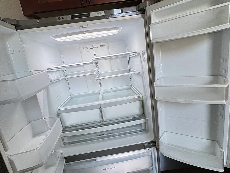 Deep cleaned fridge