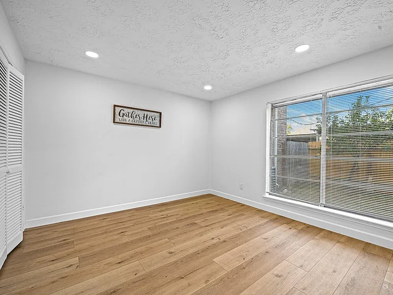8726 Wilcrest Dr #8726 — Photo 7