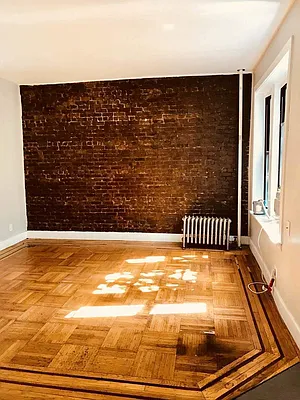 Rented by Real Broker NY LLC | media 21