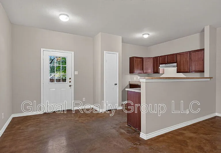 7802 Kingsbury Way #4 — Photo 10