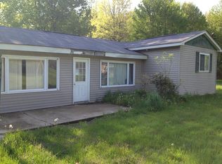 7909 Penn Line Dr, Williamsfield, OH 44093