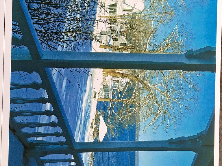 8 Bayview Park — Photo 5