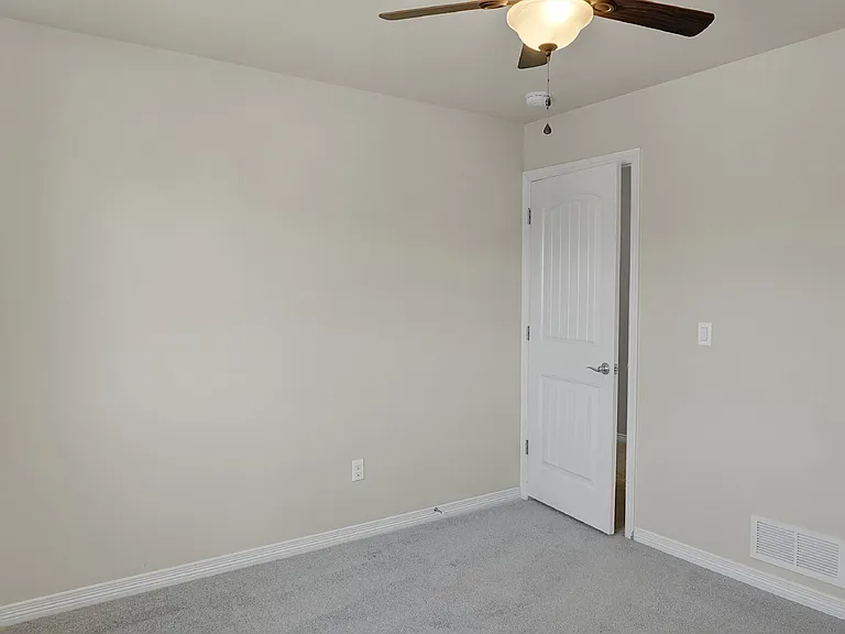 6782 Galpin Dr — Photo 23