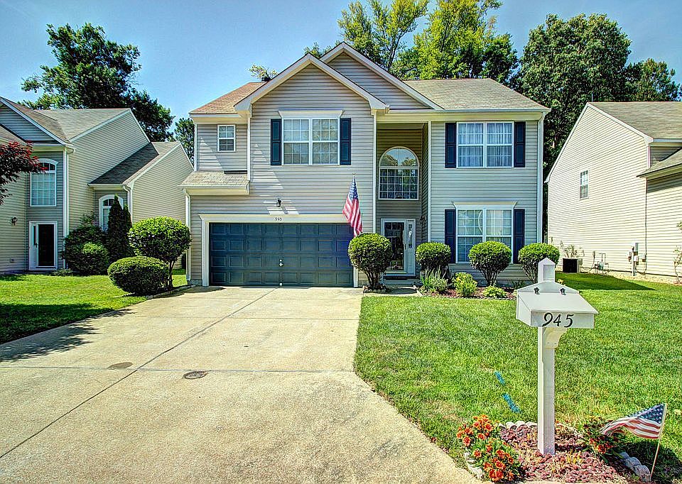 1st image of 945 Holbrook Dr