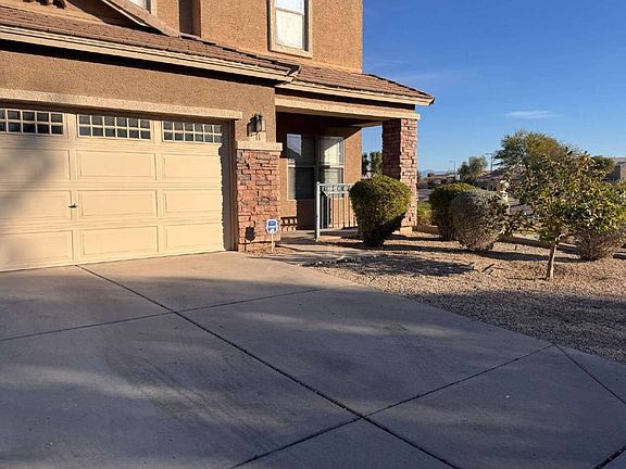 4th image of 18 W Desert Vista Trl