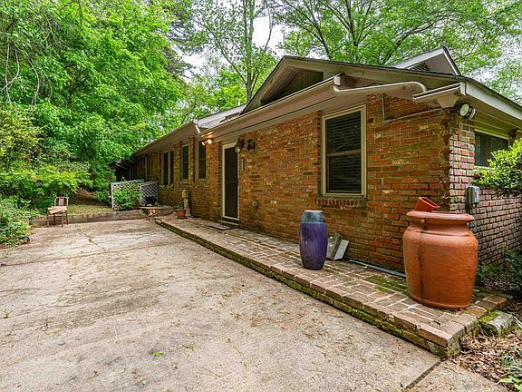 4th image of 700 Carter Rd