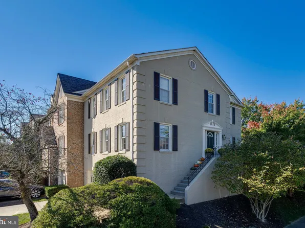 2000 Gallows Tree Ct, Vienna, VA 22182