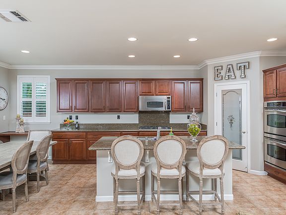 5th image of 2127 Letterkenny Ln