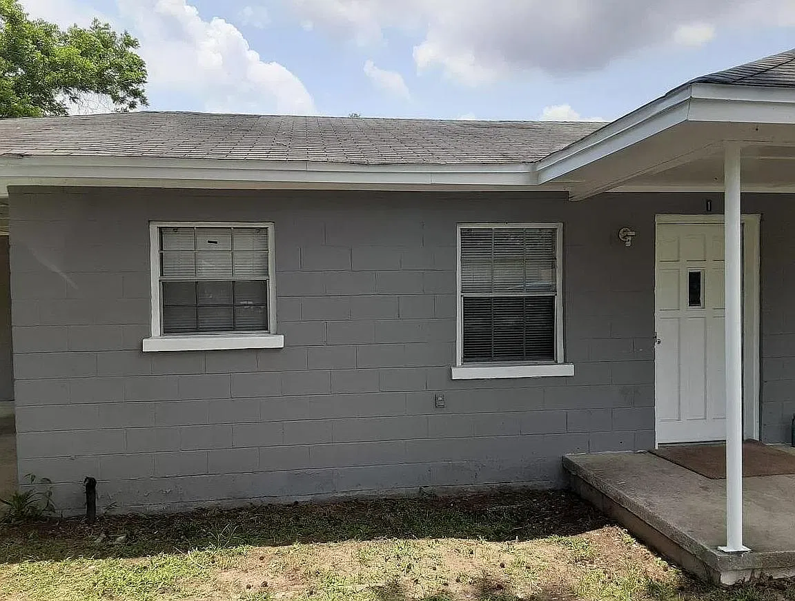 2 bed, 800 sqft, $1,150 — Photo 1