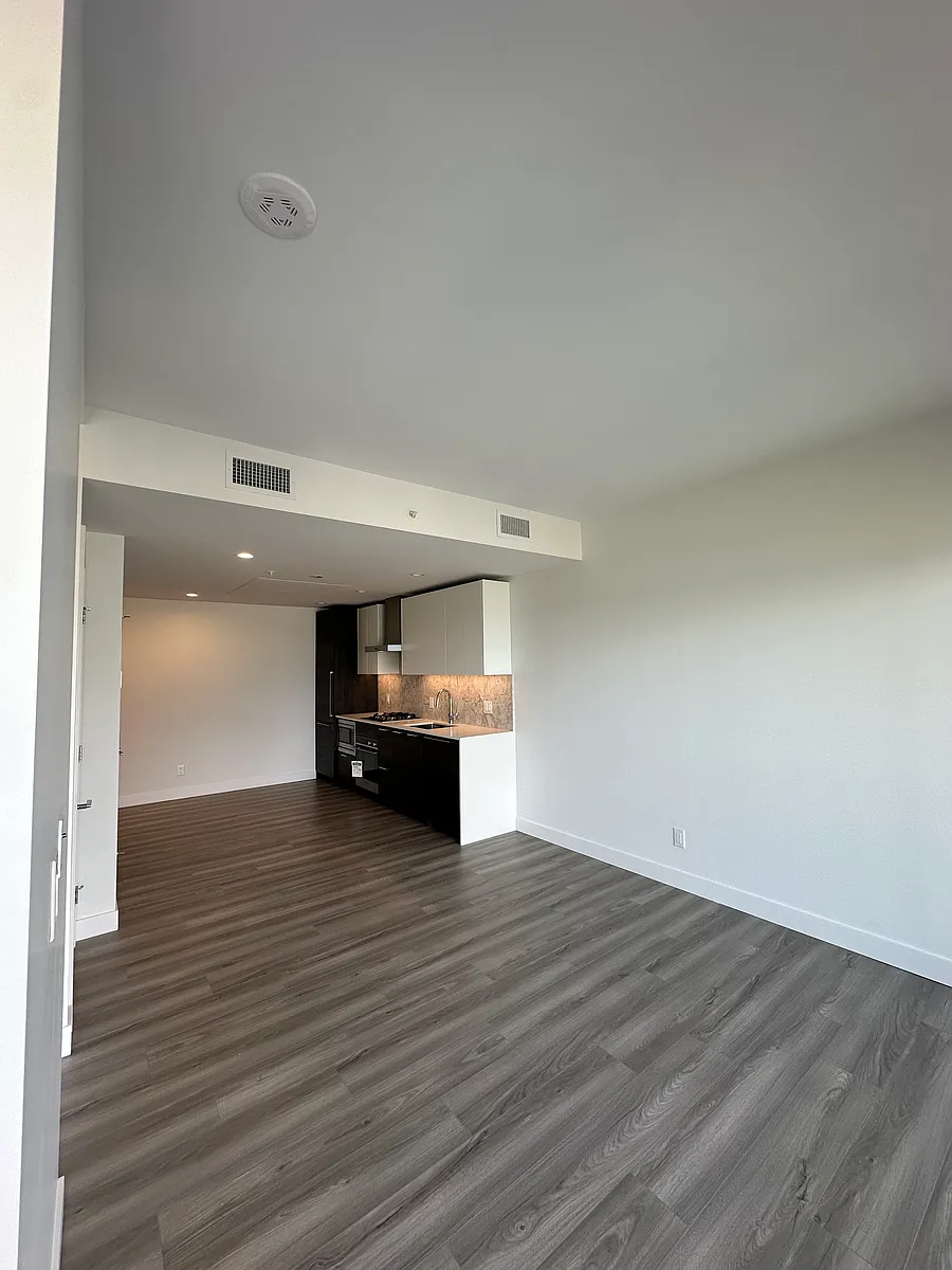 Building Photo - 2381 Beta Ave #1605
