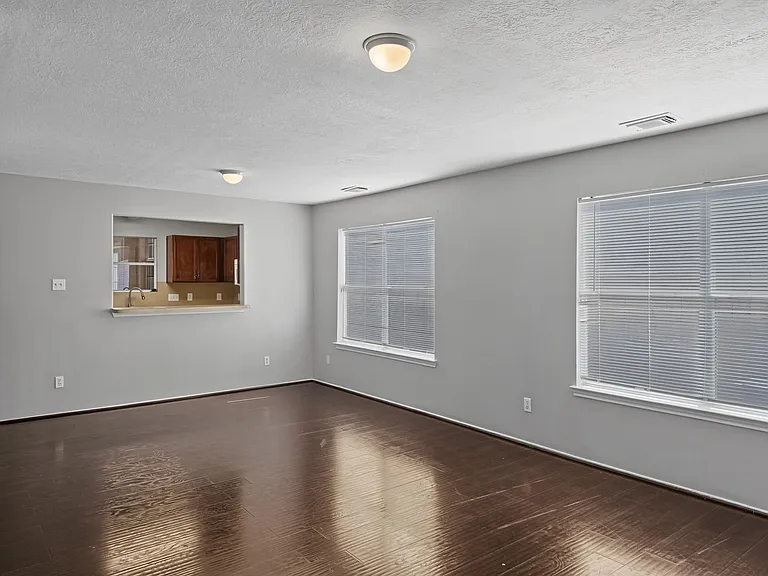 19323 Cypress Peak Ln — Photo 3