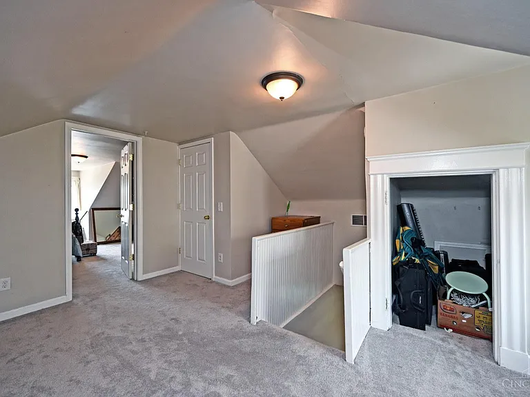 336 Warner St — Photo 19