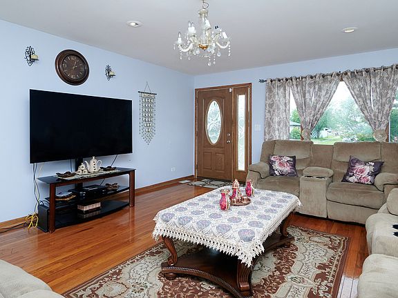 2nd image of 7731 S Lorel Ave