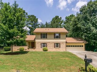 4078 Brockett Creek Dr, Tucker, GA 30084