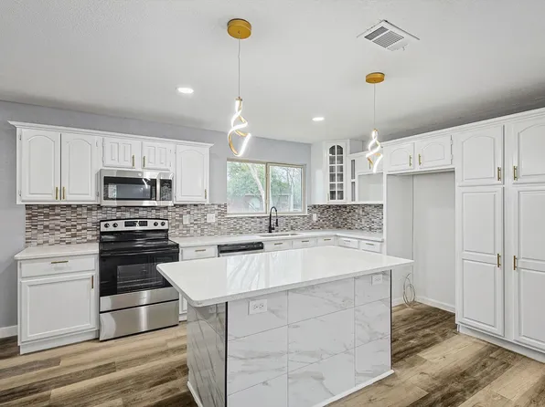 2002 Danley Ct, Flower Mound, TX 75028