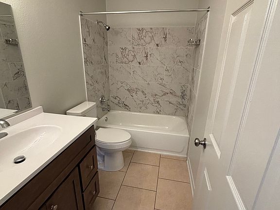 5th image of 13014 Glennwood Pl