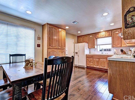 4th image of 6812 Amy Ave