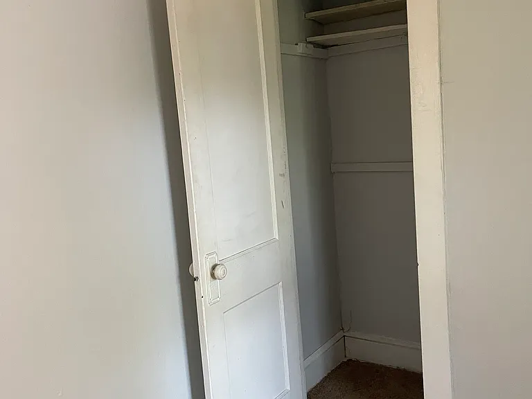 2 Milton St #2R — Photo 5