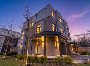1801 Mitoff Pl, Mississauga, ON L4W0E8