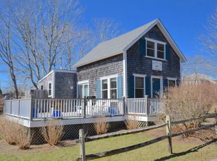 9 Second Ave, Oak Bluffs, MA 02557