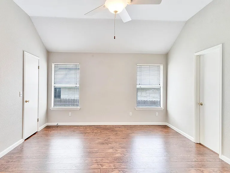 6412 Convict Hill Rd — Photo 21