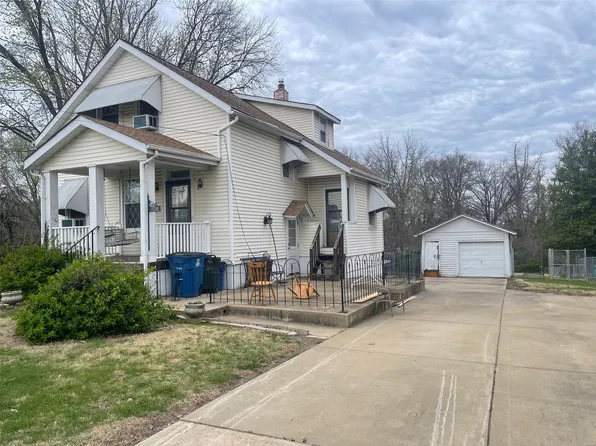 8751 North Ave, Saint Louis, MO 63114