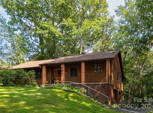 6 Tree Haven Dr, Brevard, NC 28712