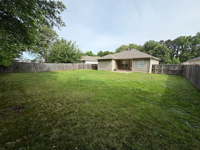 21 Weatherwood Dr — Photo 39