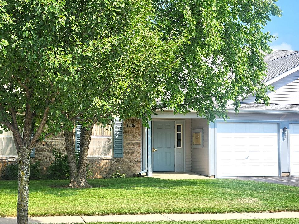 1st image of 1129 N Red Oak Cir Unit 1