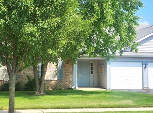 1129 N Red Oak Cir UNIT 1, Round Lake Beach, IL 60073